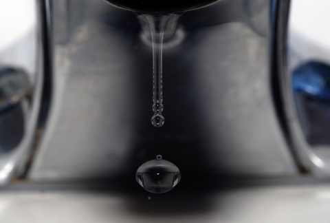 Dripping Faucet - © Tabgac